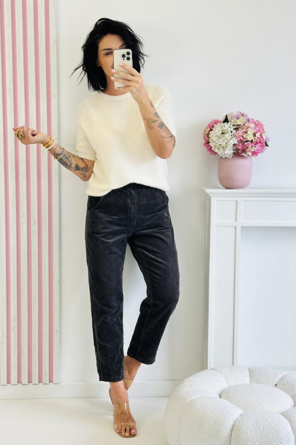 Sweter CREAMMY - kremowy